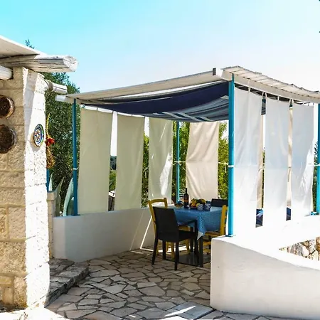 Trullo Arrigo * Ostuni